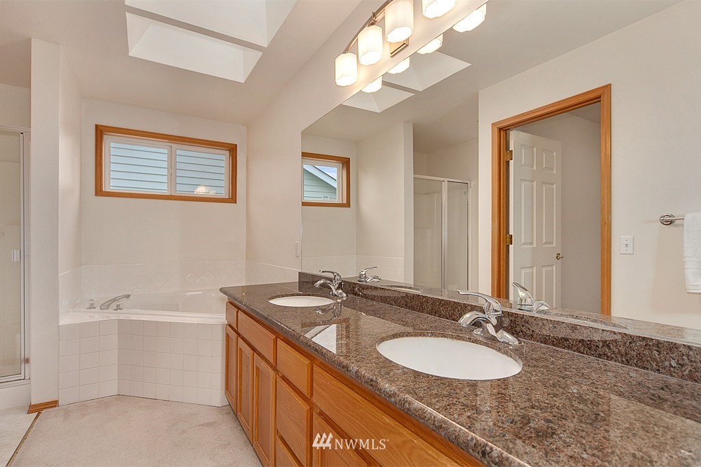 23221 9th Place West Bothell, WA 98021 - Photo 12 of 18