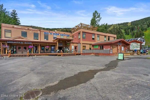 $599,999 | 124 Village Lane, Unit 118, Sandpoint, ID 83864
