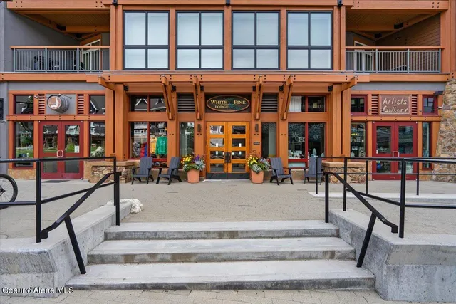 $629,000 | 124 Village Lane, Unit 118, Sandpoint, ID 83864