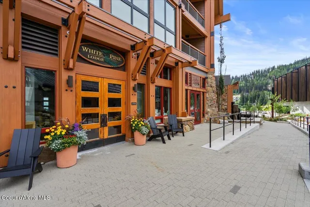 $629,000 | 124 Village Lane, Unit 118, Sandpoint, ID 83864