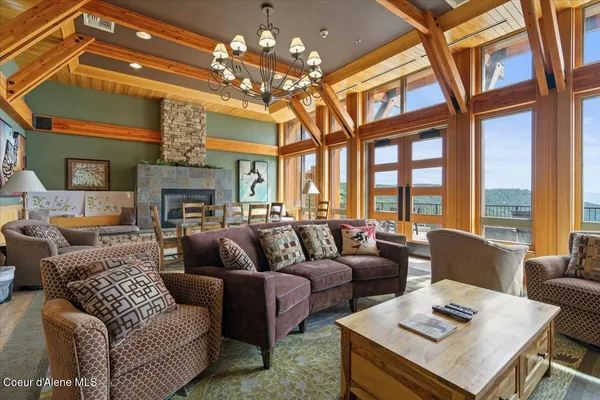 $599,999 | 124 Village Lane, Unit 118, Sandpoint, ID 83864
