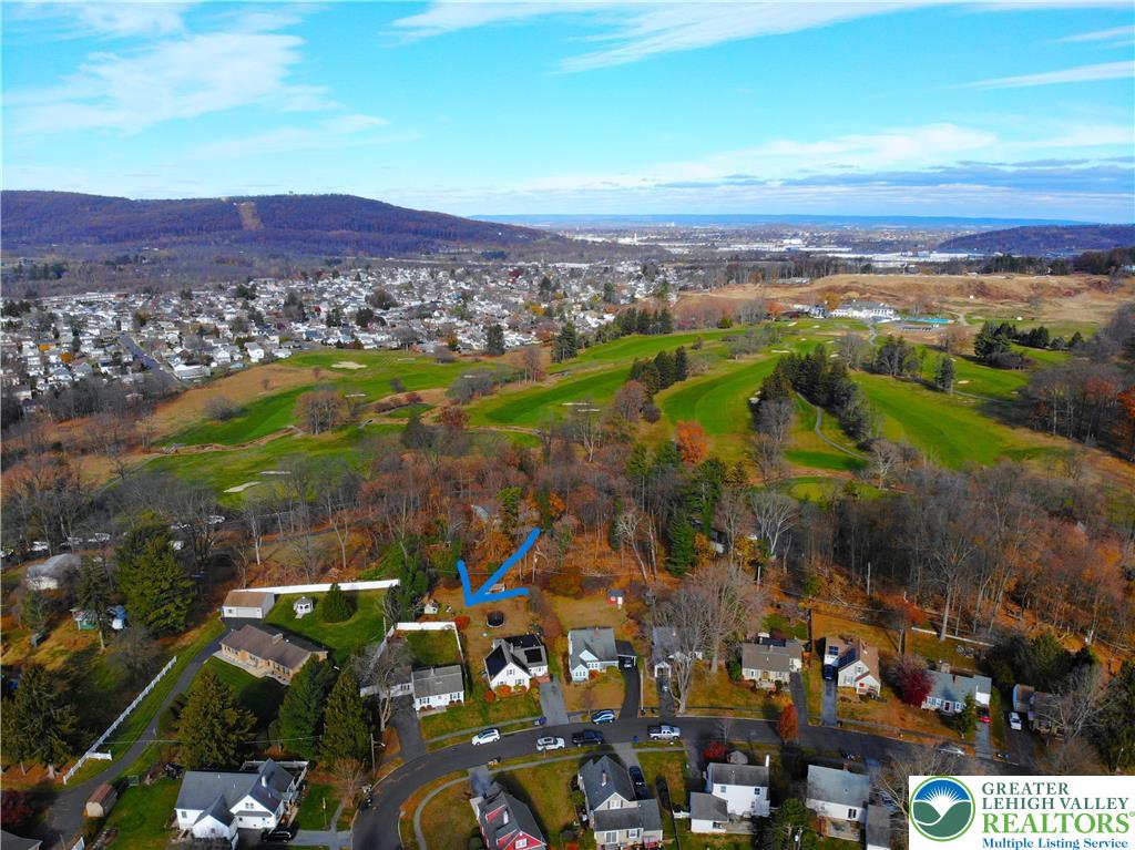 915 Birch Road Hellertown, PA 18055 - Photo 28 of 32 a view of city and mountain
