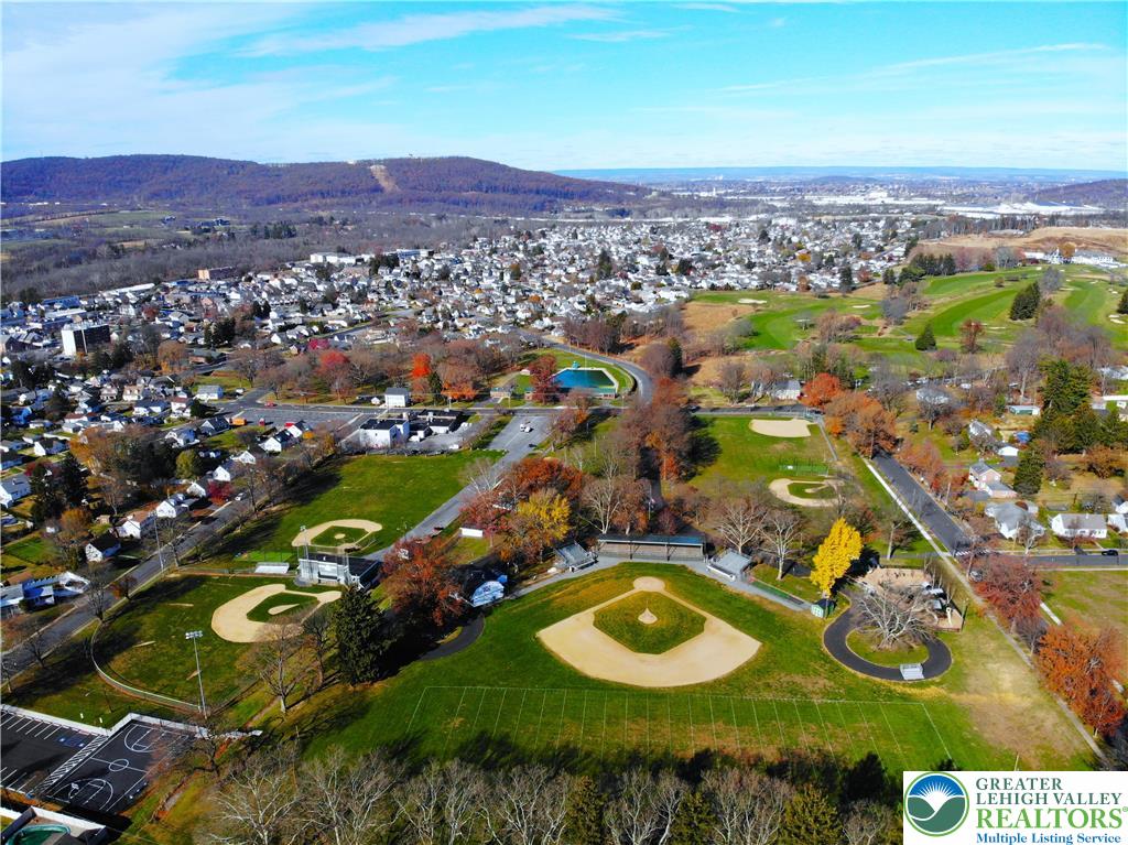 915 Birch Road Hellertown, PA 18055 - Photo 29 of 32 an aerial view of residential houses with outdoor space