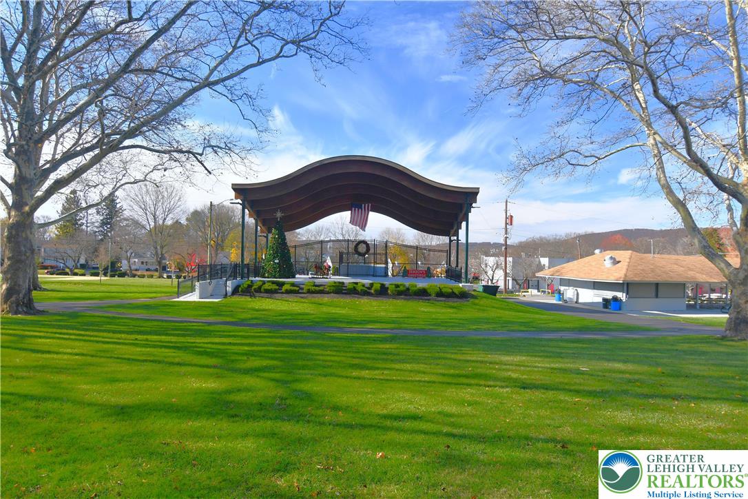 915 Birch Road Hellertown, PA 18055 - Photo 30 of 32 a house view with a outdoor space