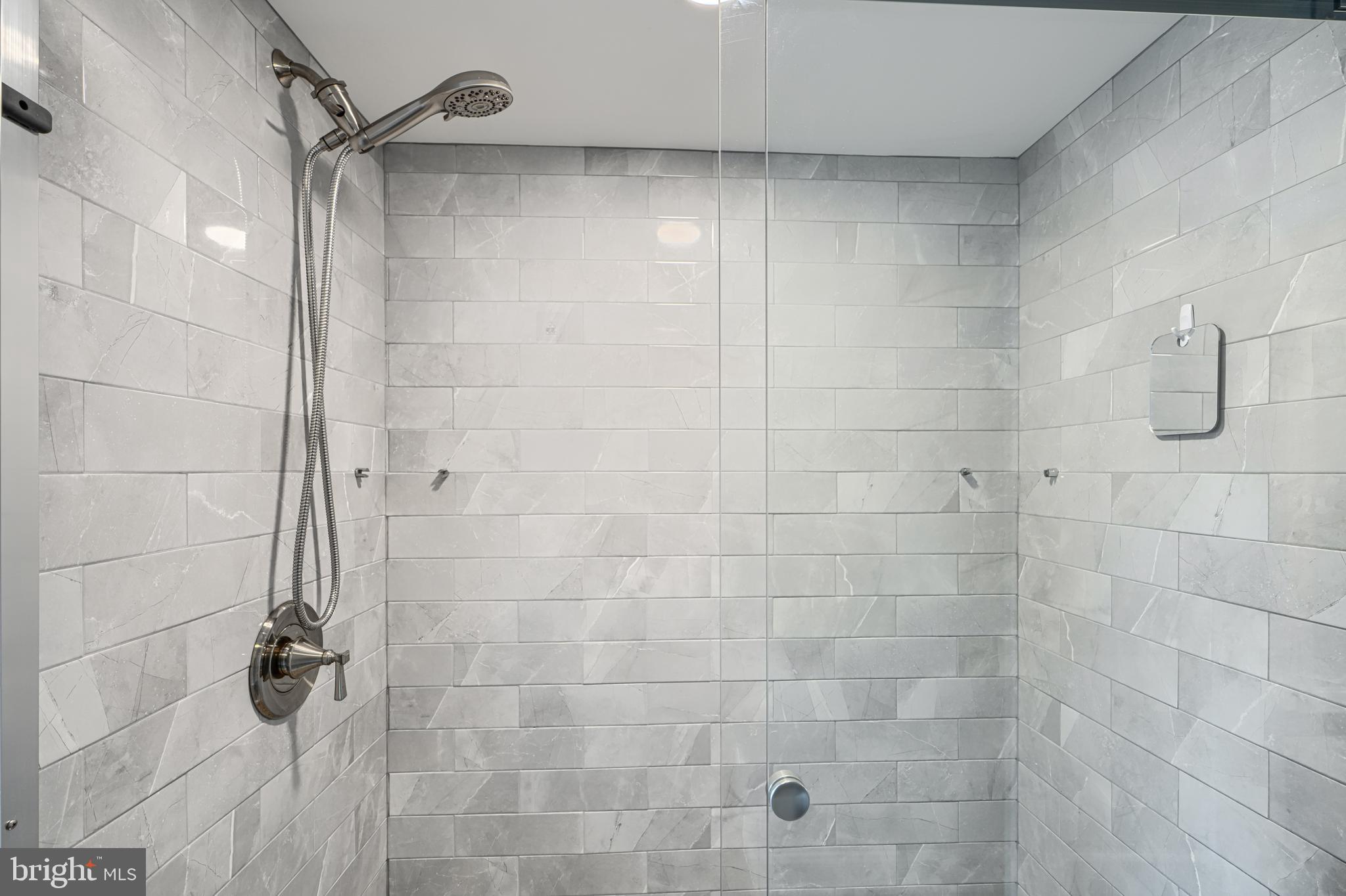 3540 Roland Avenue Baltimore, MD 21211 - Photo 42 of 51 Primary Ensuite Bathroom