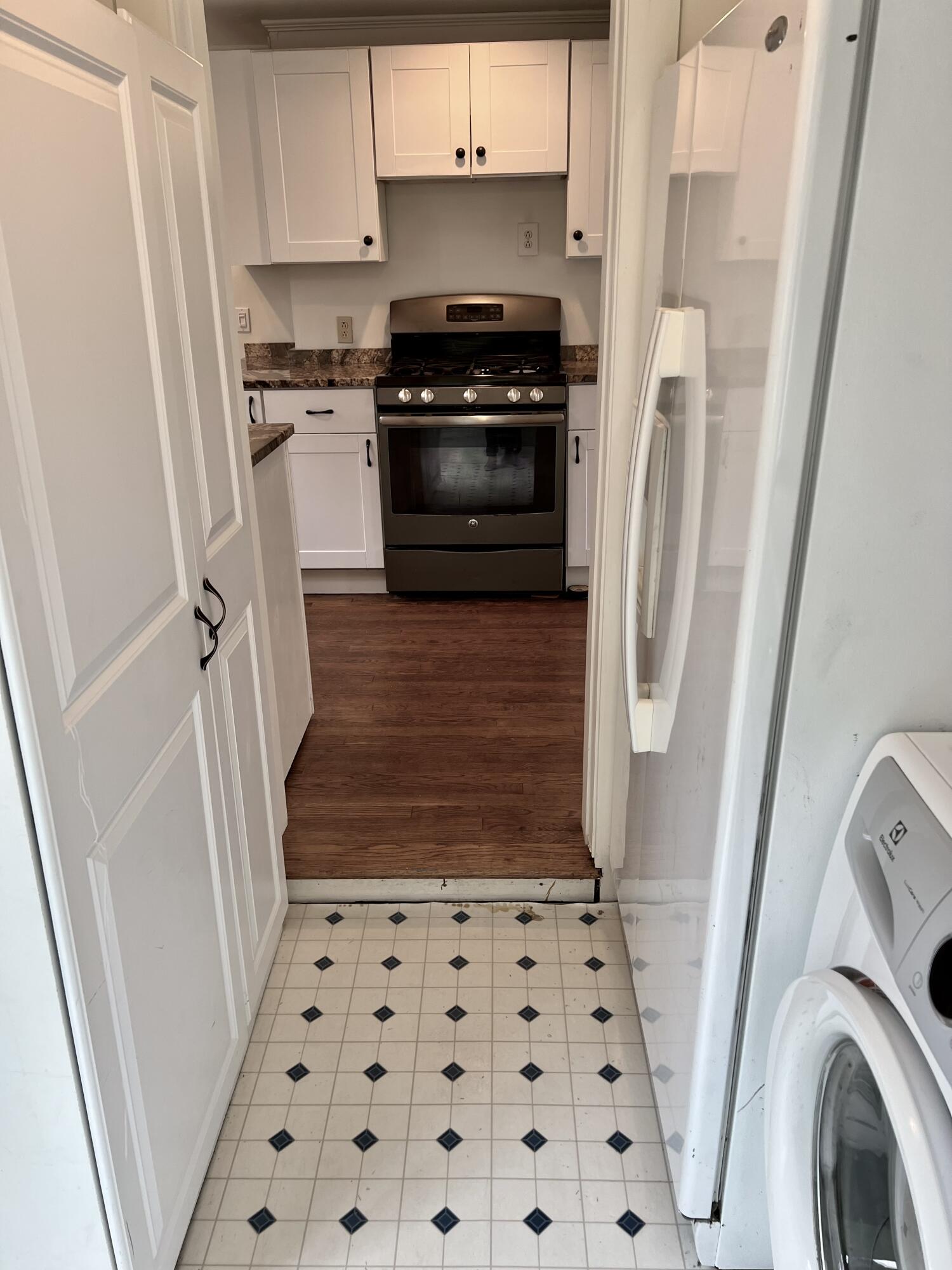 38 Indian Point Road Bar Harbor, ME 04609 - Photo 22 of 75 Laundry room