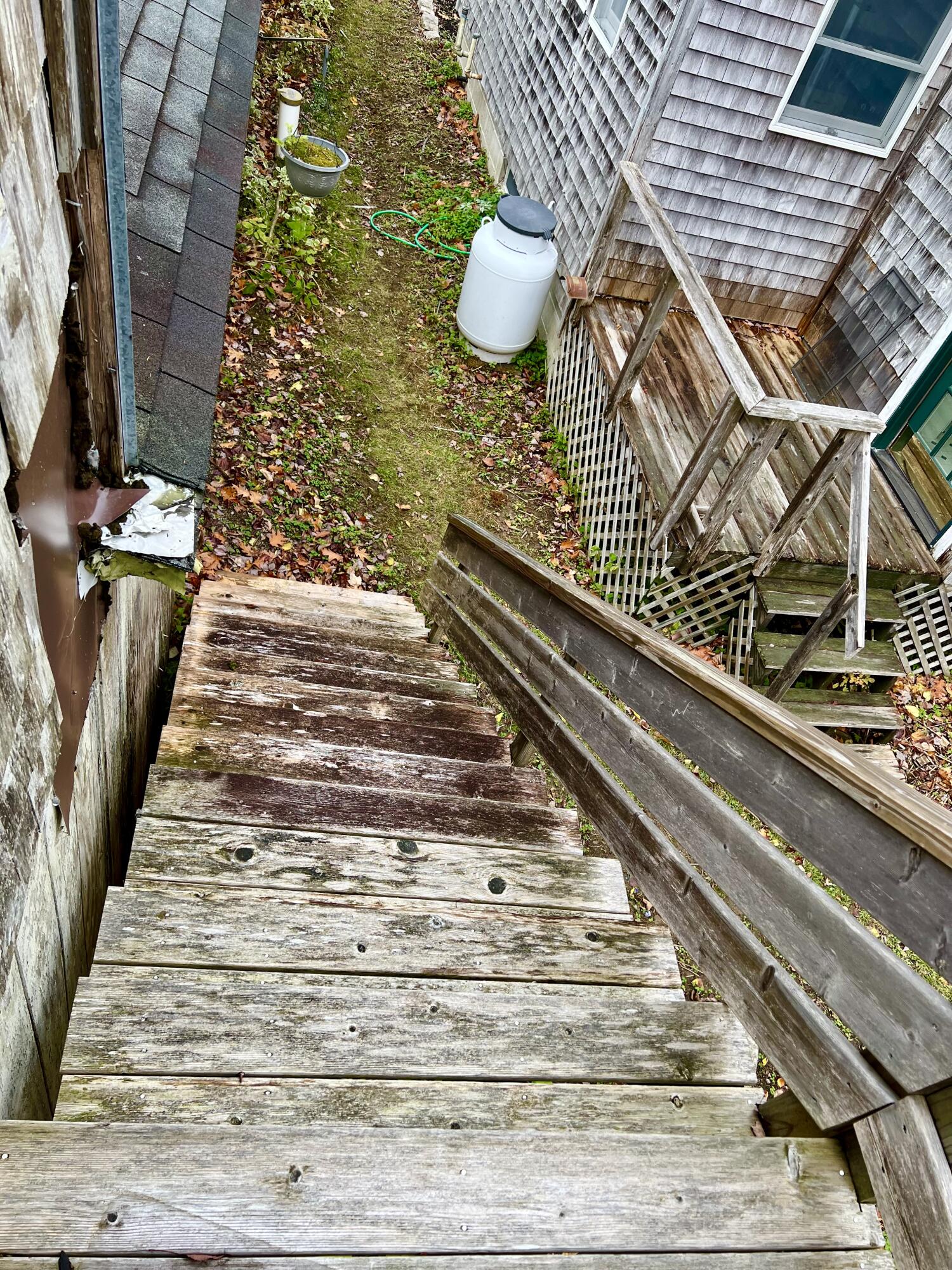 38 Indian Point Road Bar Harbor, ME 04609 - Photo 37 of 75 Second set of stairs