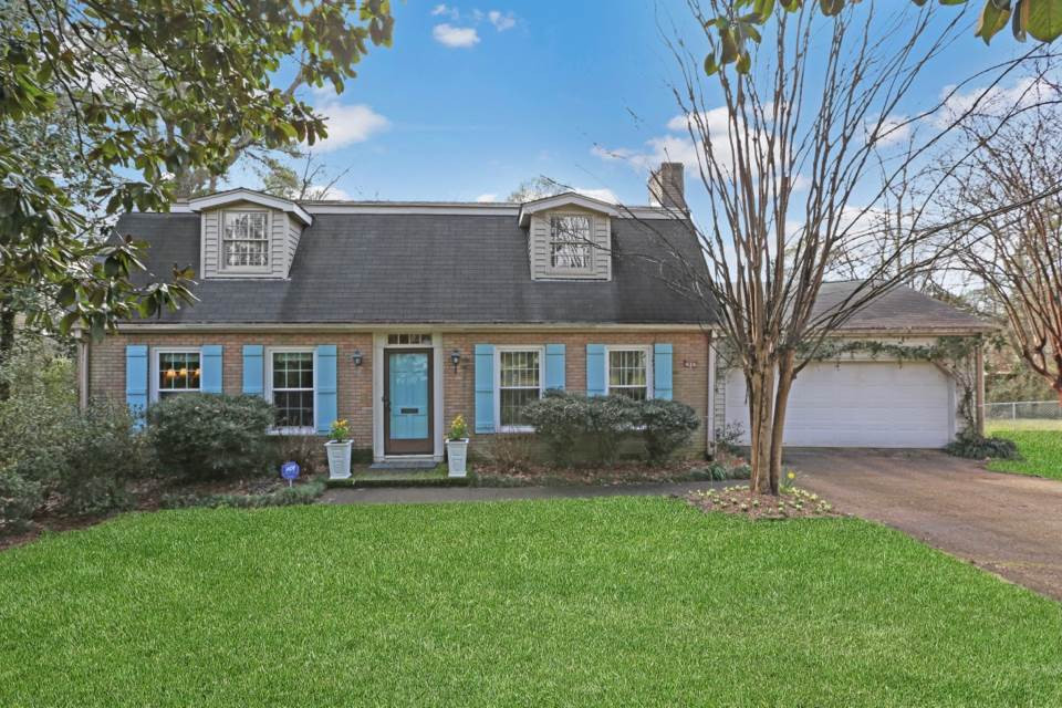 2005 Southwood Road Jackson, MS 39211 - Photo 1 of 34 Photo 1