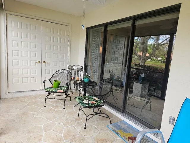$220,000 | 6070 Southeast Martinique Drive, Unit 103, Stuart, FL 34997