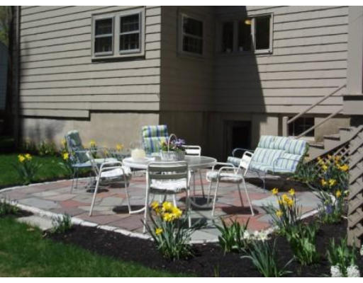 66 Parker Road Wellesley, MA 02482 - Photo 2 of 6