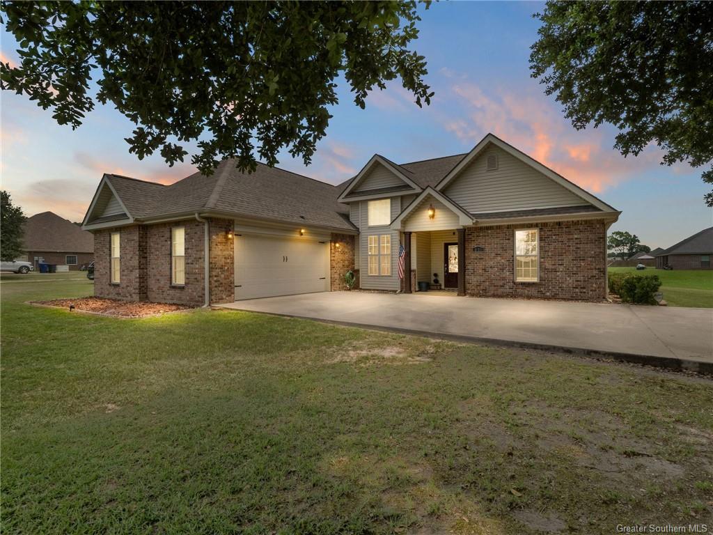 1513 Bass Road Leesville, LA 71446 - Photo 1 of 18 Gallery Image 1