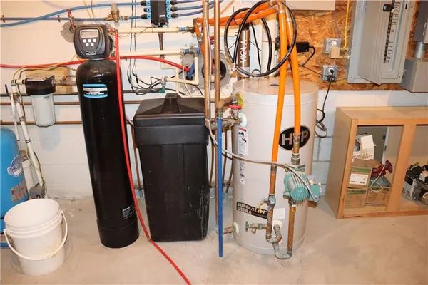 $679,900 | 4453 Highway 711, New Florence, PA 15944