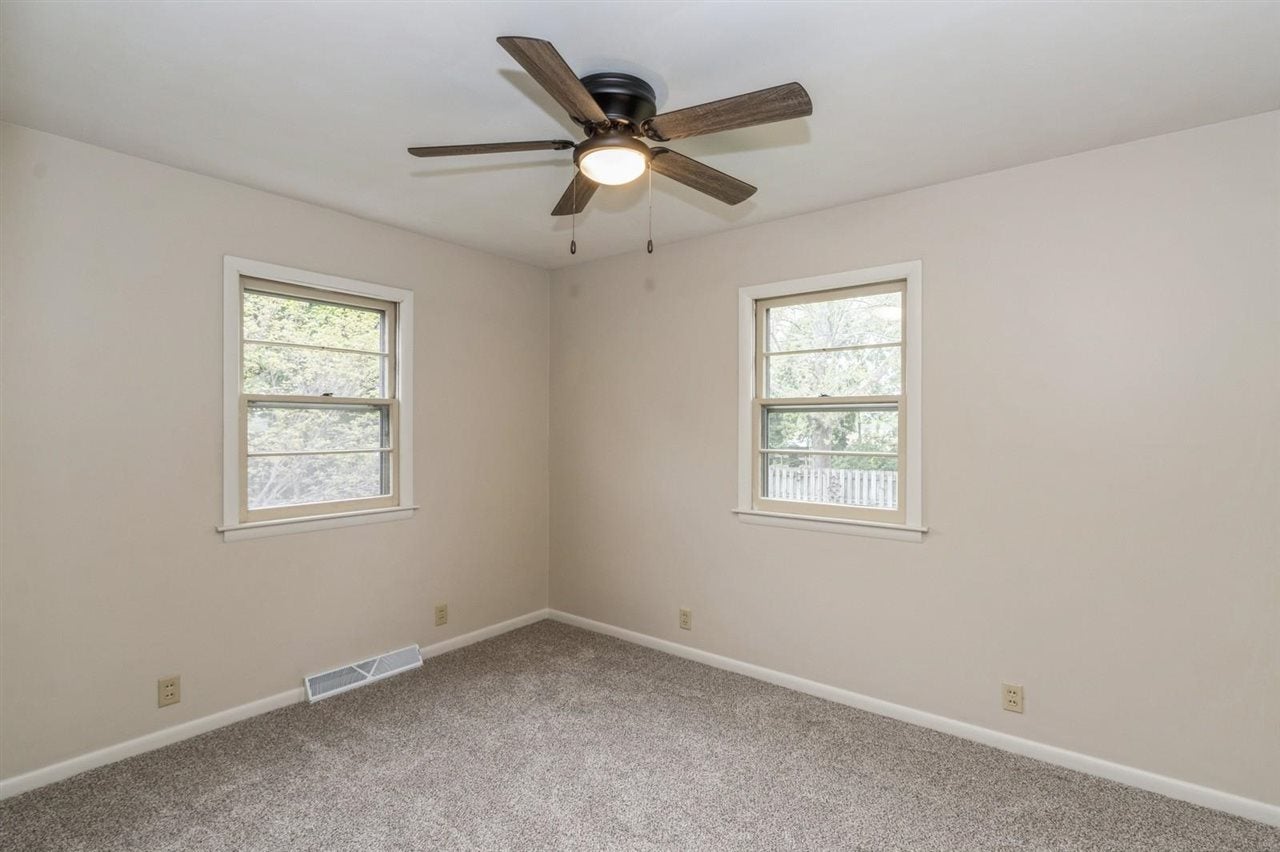 303 2nd Street Hills, IA 52235 - Photo 20 of 35 Gallery Image 20