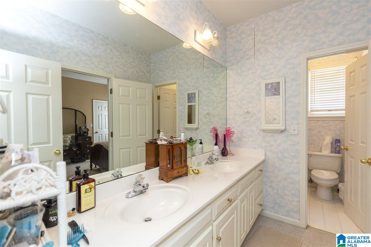 220 Carriage Lane Alabaster, AL 35007 - Photo 38 of 50