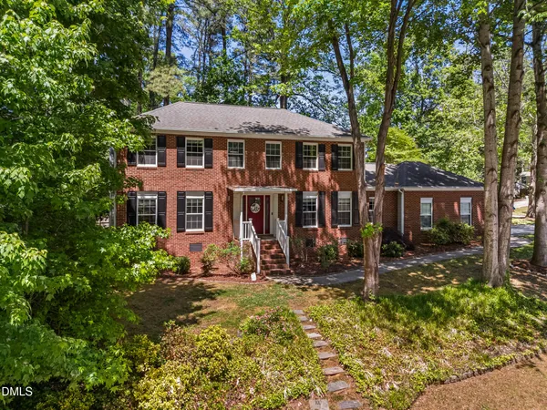 $675,000 | 101 Pinehill Way, Cary, NC 27513