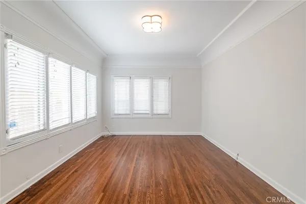 $13,300 | 1949 North Catalina Street, Los Angeles, CA 90027