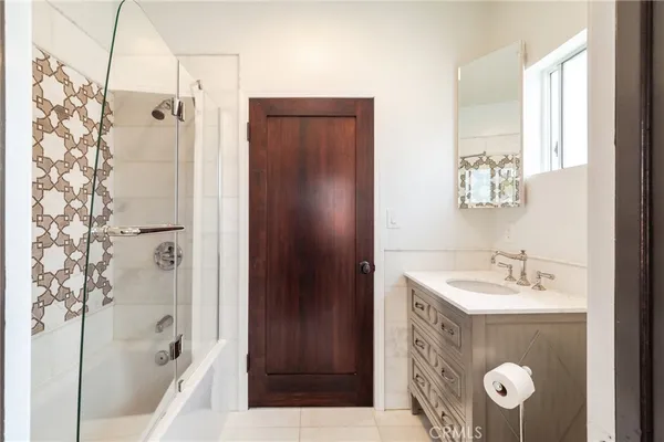 $13,300 | 1949 North Catalina Street, Los Angeles, CA 90027