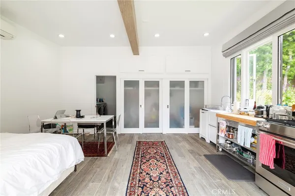 $13,300 | 1949 North Catalina Street, Los Angeles, CA 90027