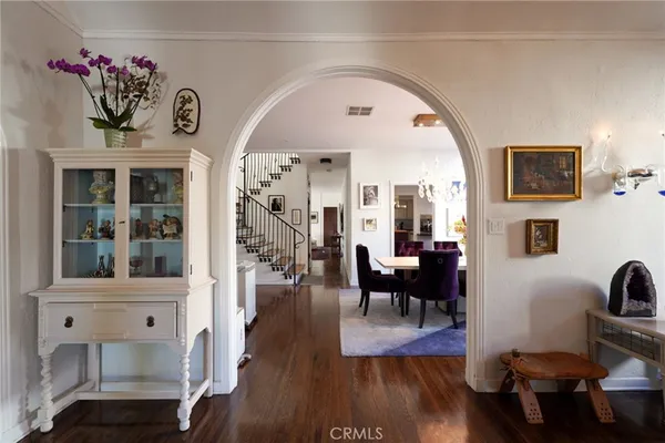 $13,300 | 1949 North Catalina Street, Los Angeles, CA 90027