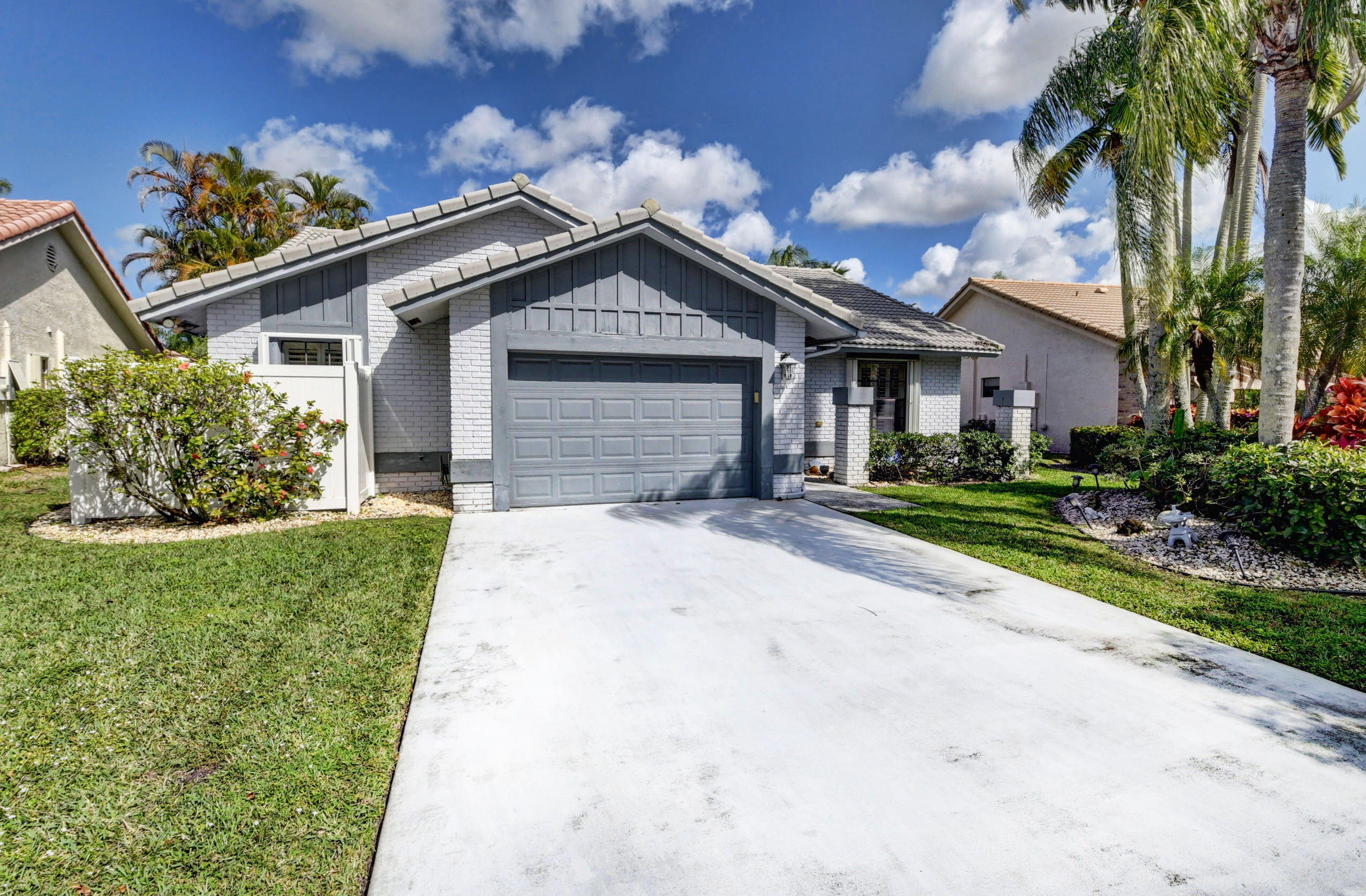 10119 Camelback Lane Boca Raton, FL 33498 - Photo 2 of 54 DSC_4459_60_61_62_63