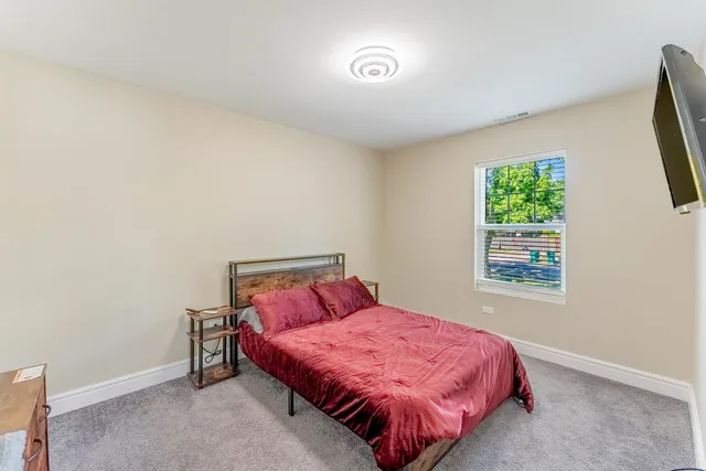 $329,000 | 1006 Summit Street, Joliet, IL 60435