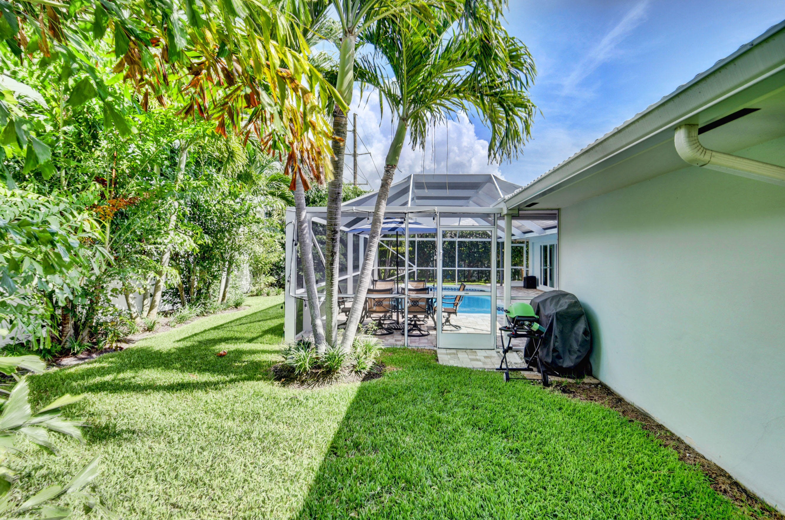 1137 Walnut Terrace Boca Raton, FL 33486 - Photo 18 of 18 Backyard