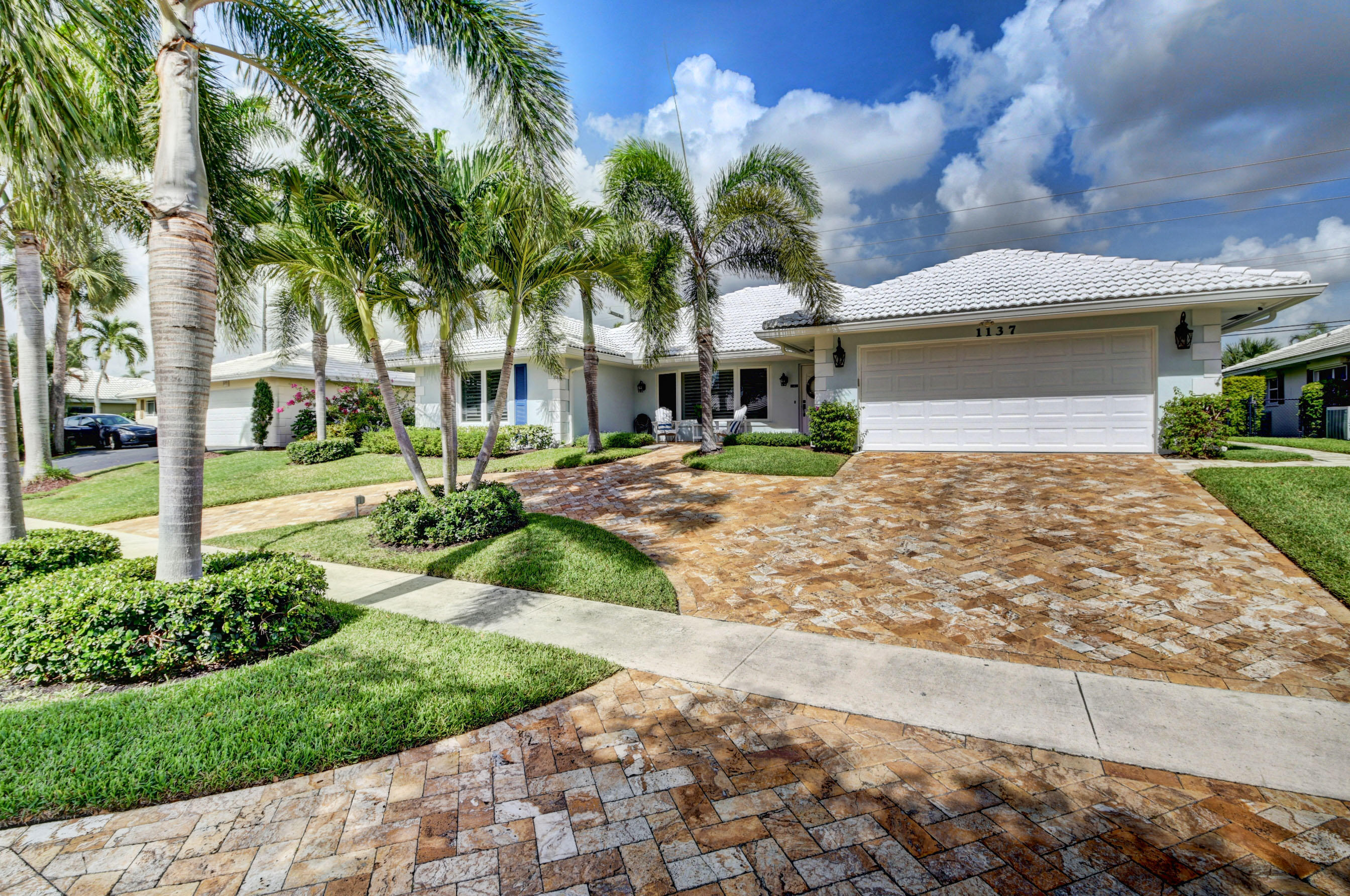 1137 Walnut Terrace Boca Raton, FL 33486 - Photo 2 of 18 Exterior