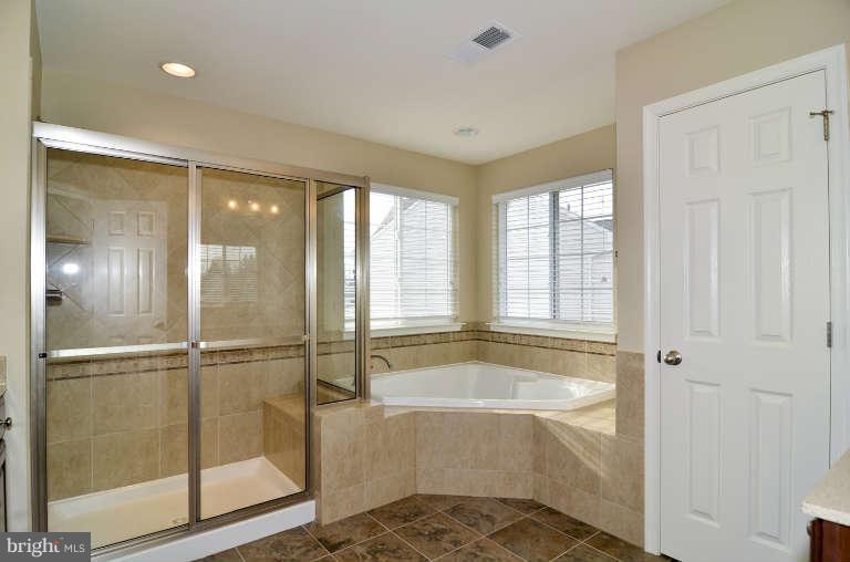4912 Pale Morning Dun Road Elkridge, MD 21075 - Photo 19 of 27 Bath (Master)