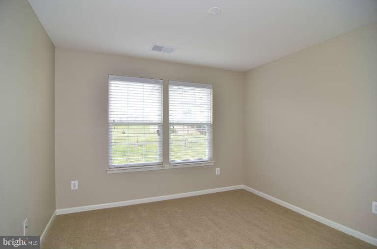 4912 Pale Morning Dun Road Elkridge, MD 21075 - Photo 22 of 27 Bedroom