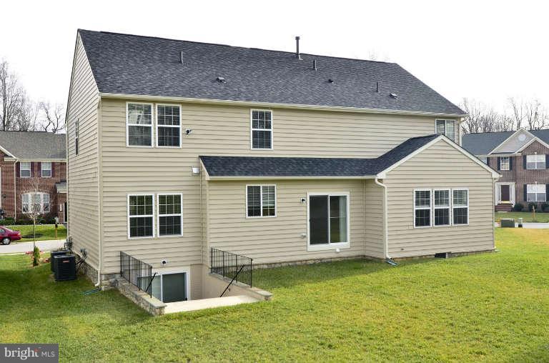 4912 Pale Morning Dun Road Elkridge, MD 21075 - Photo 25 of 27 Exterior (Rear)