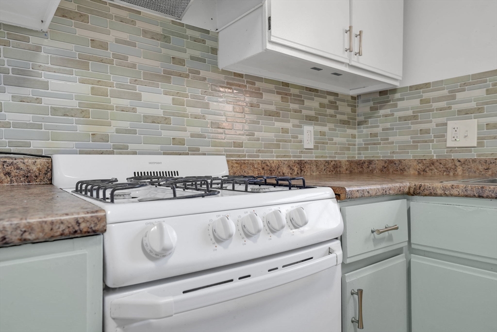 524 Cold Spring Avenue, Unit 2A West Springfield, MA 01089 - Photo 7 of 25