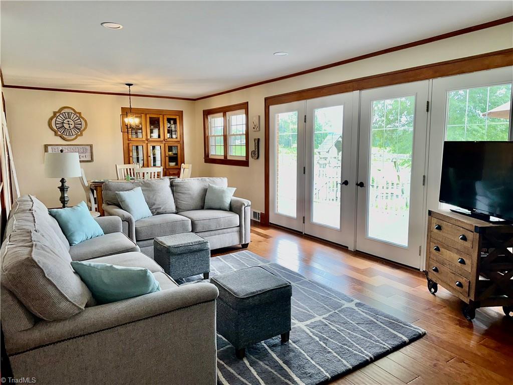 224 Lynnhaven Road Mount Airy, NC 27030 - Photo 12 of 45 Gallery Image 12