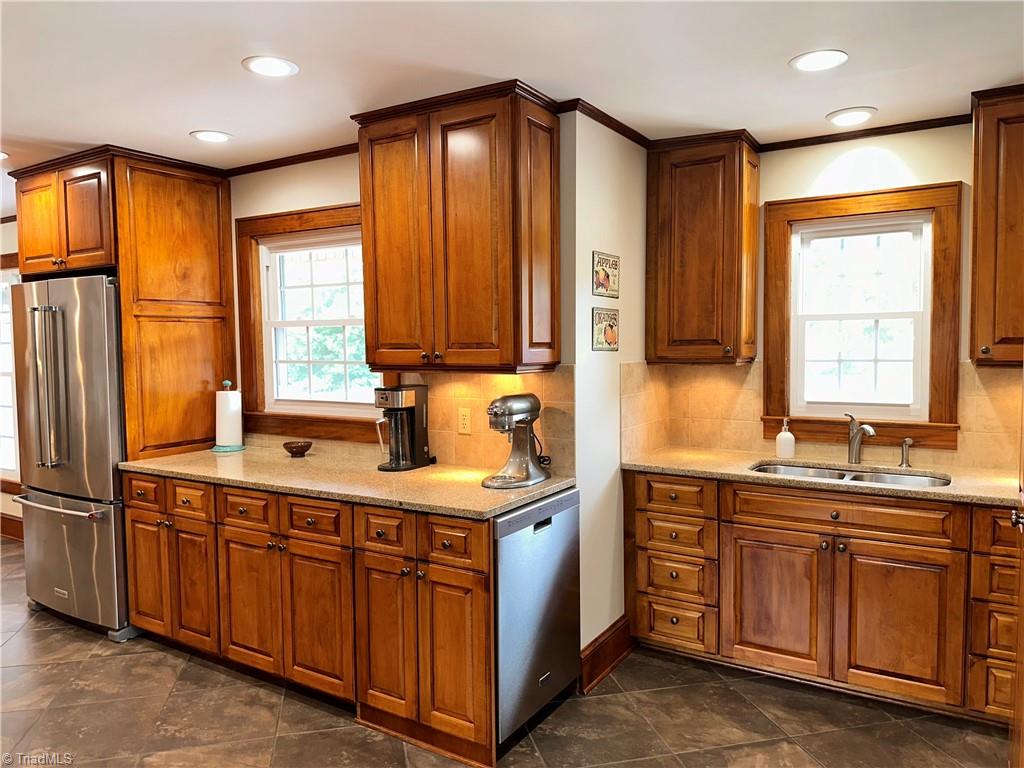 224 Lynnhaven Road Mount Airy, NC 27030 - Photo 20 of 45 Gallery Image 20