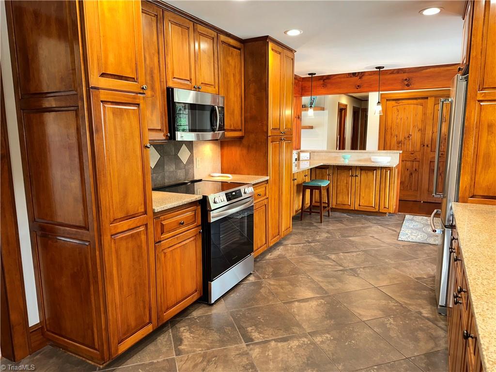224 Lynnhaven Road Mount Airy, NC 27030 - Photo 24 of 45 Gallery Image 24