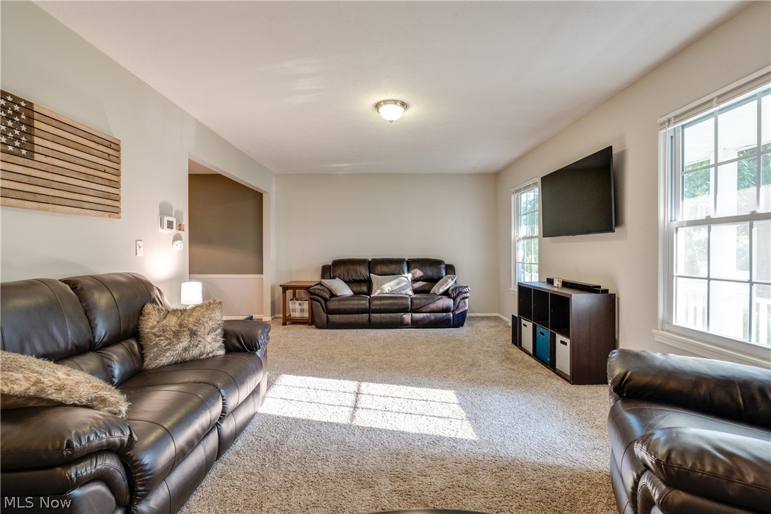 15380 Howe Road Strongsville, OH 44136 - Photo 7 of 24