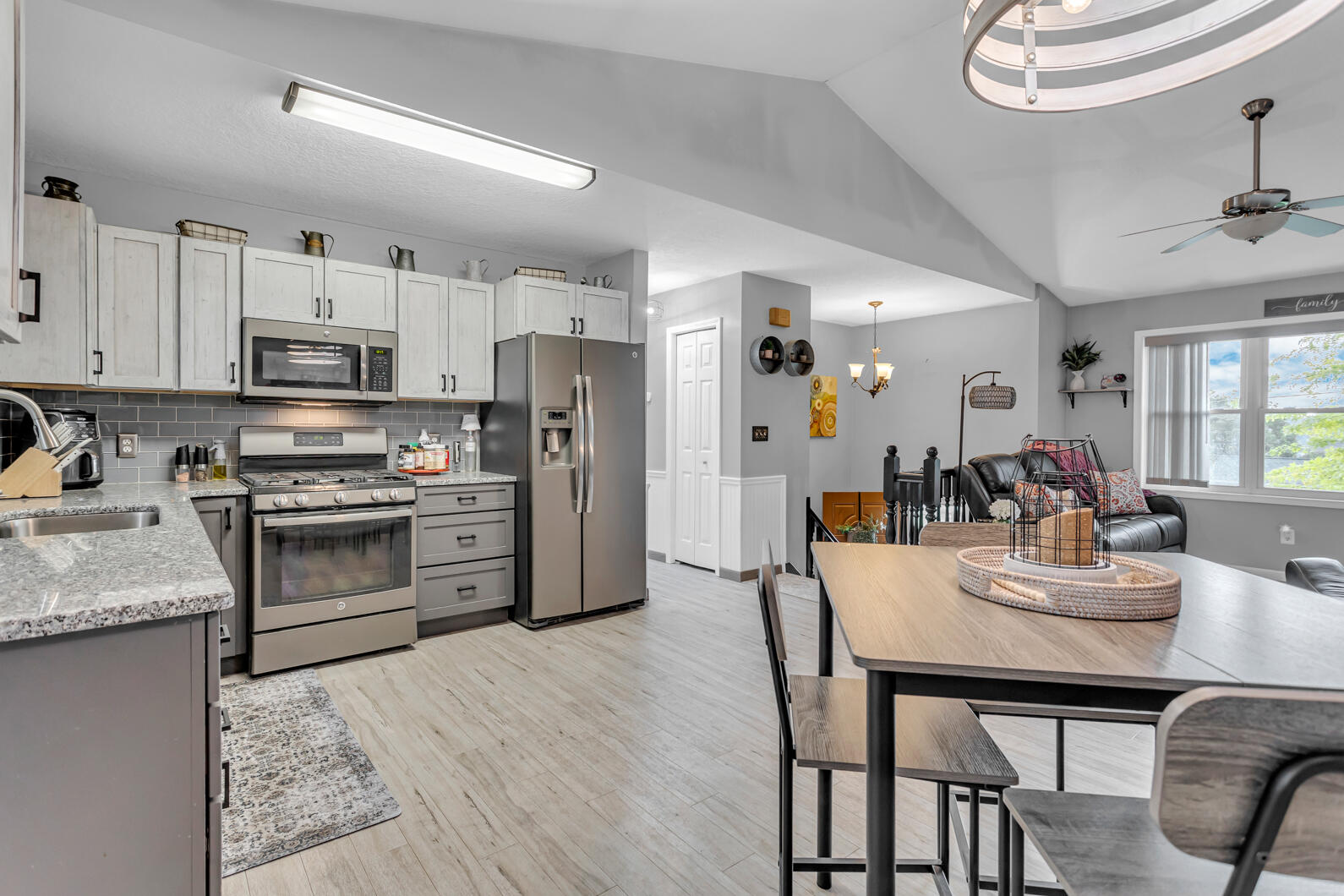 11745 Waldron Road Jerome, MI 49249 - Photo 6 of 41 0N0A2365