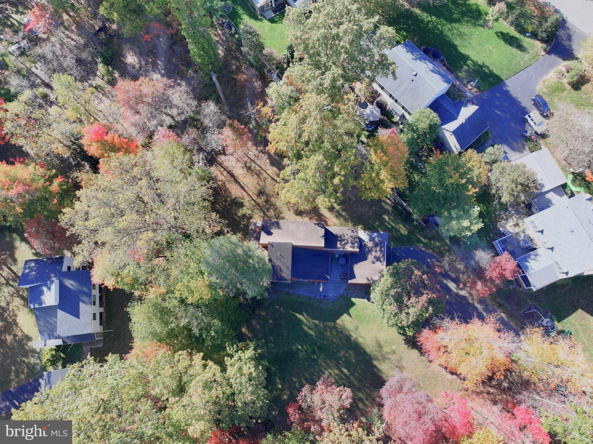 11813 Vale Road Oakton, VA 22124 - Photo 13 of 17