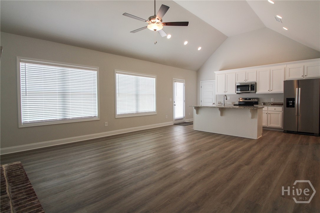 119 Beth Ann Lane Commerce, GA 30529 - Photo 6 of 38
