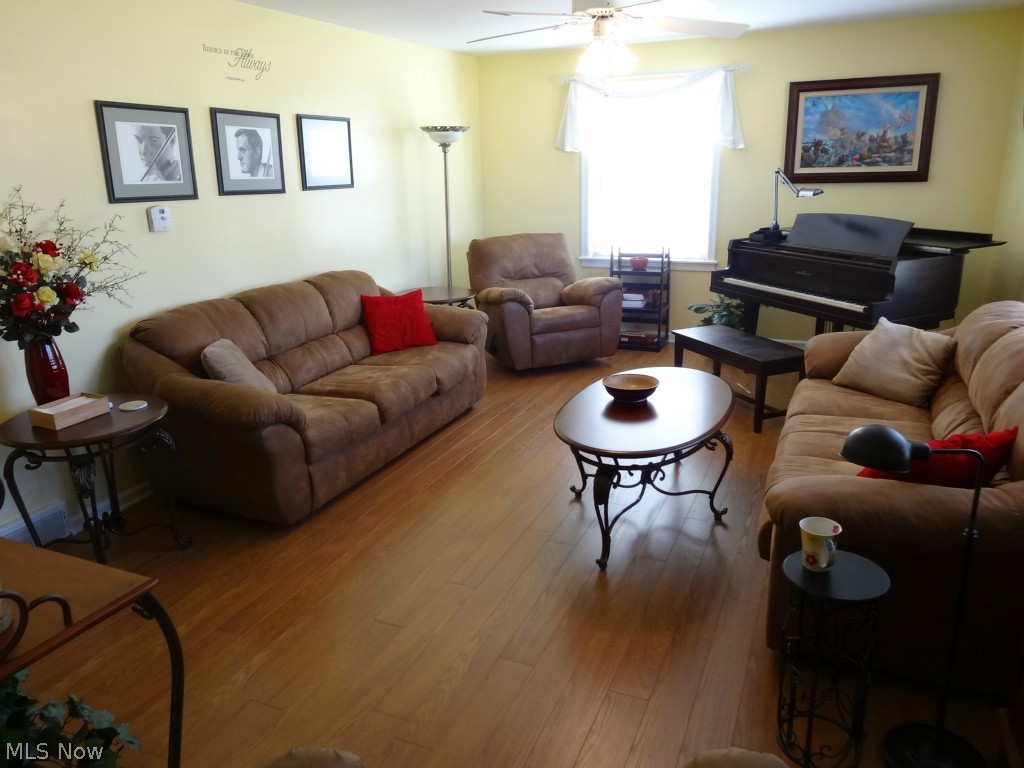 9945 Mennonite Road Rittman, OH 44270 - Photo 4 of 25 Gallery Image 4