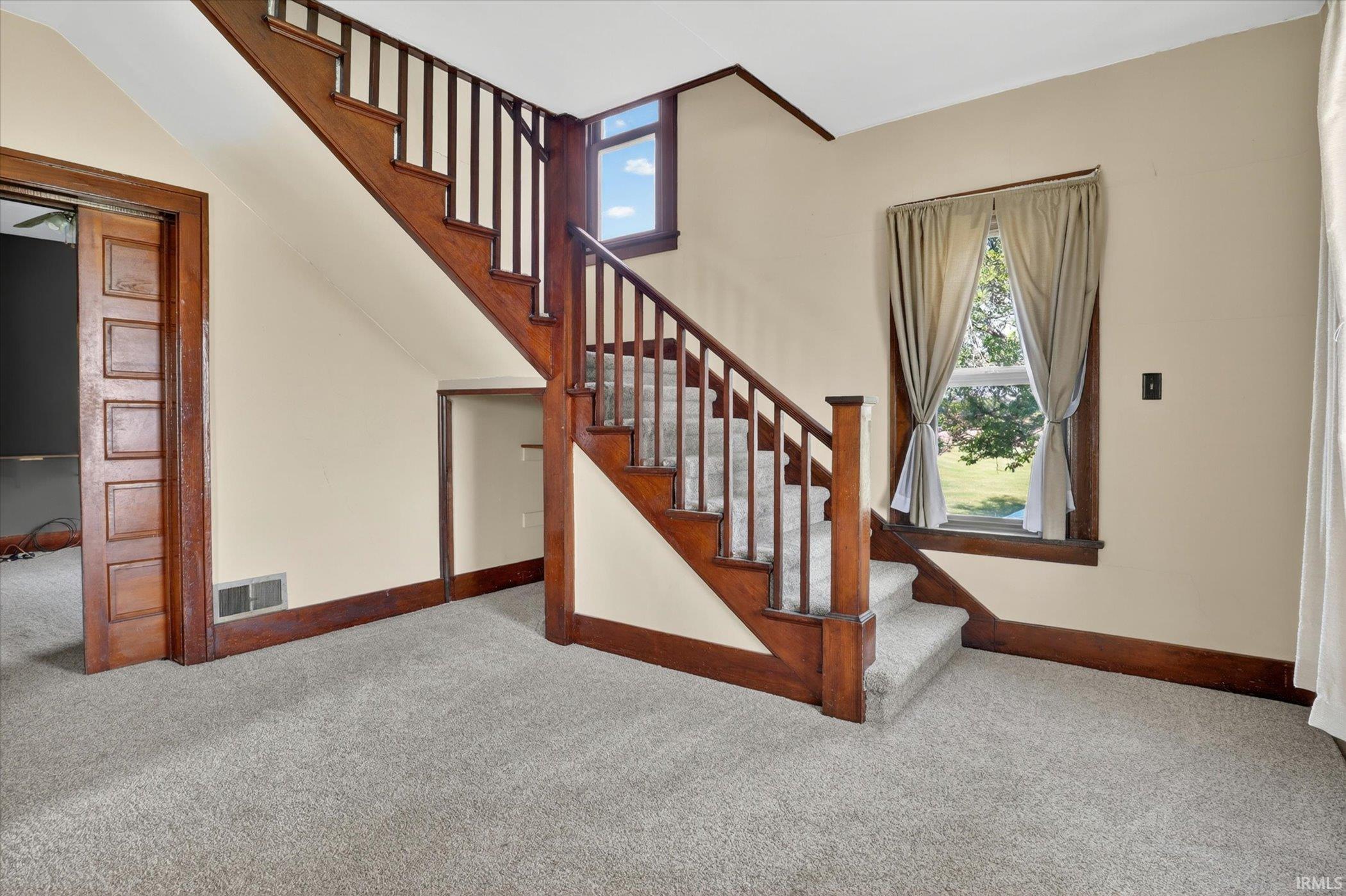 29891 Johnson Road North Liberty, IN 46554 - Photo 4 of 33