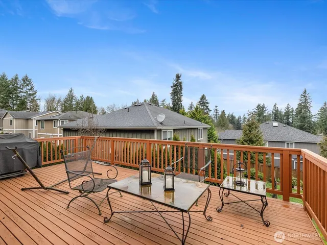 $1,350,000 | 8214 Northeast 163rd Place, Kenmore, WA 98028
