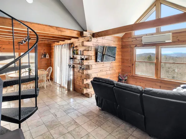 $525,000 | 1355 Whitneyville Road, Halifax, VT 05358