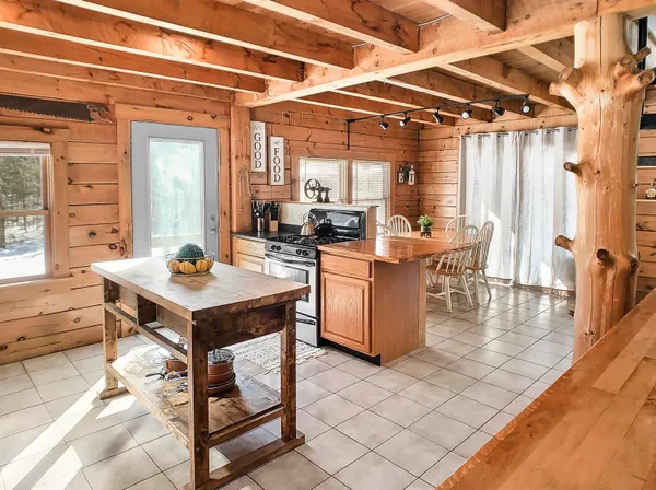 $525,000 | 1355 Whitneyville Road, Halifax, VT 05358