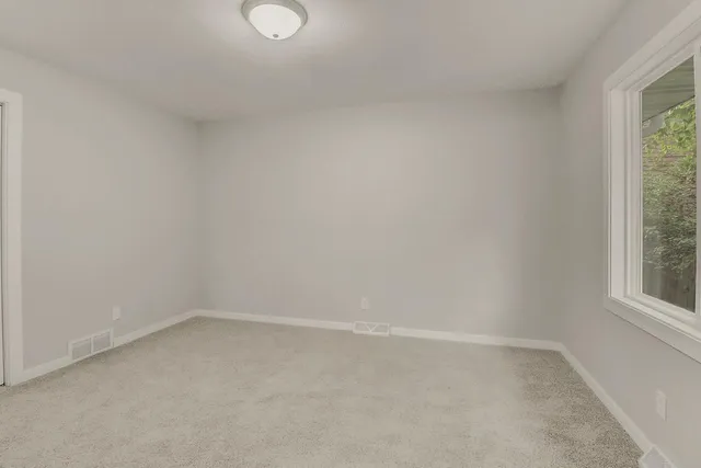 $370,000 | 2510 Evergreen Road North, Fargo, ND 58102