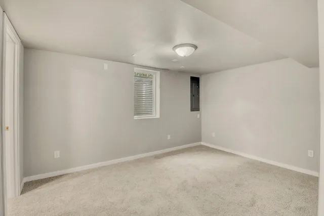 $370,000 | 2510 Evergreen Road North, Fargo, ND 58102