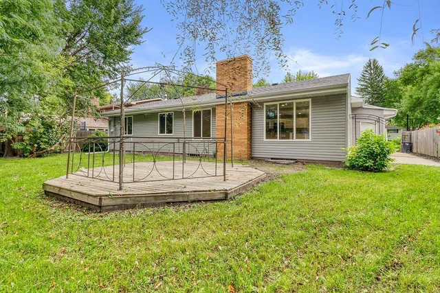 $370,000 | 2510 Evergreen Road North, Fargo, ND 58102