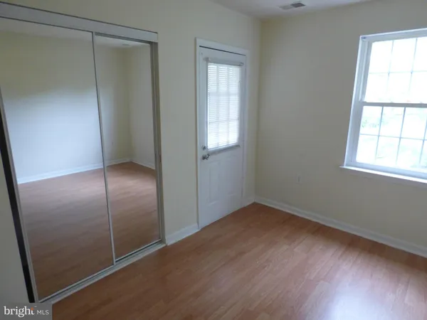 $1,900 | 8205 Whispering Oaks Way, Unit 303, Gaithersburg, MD 20879