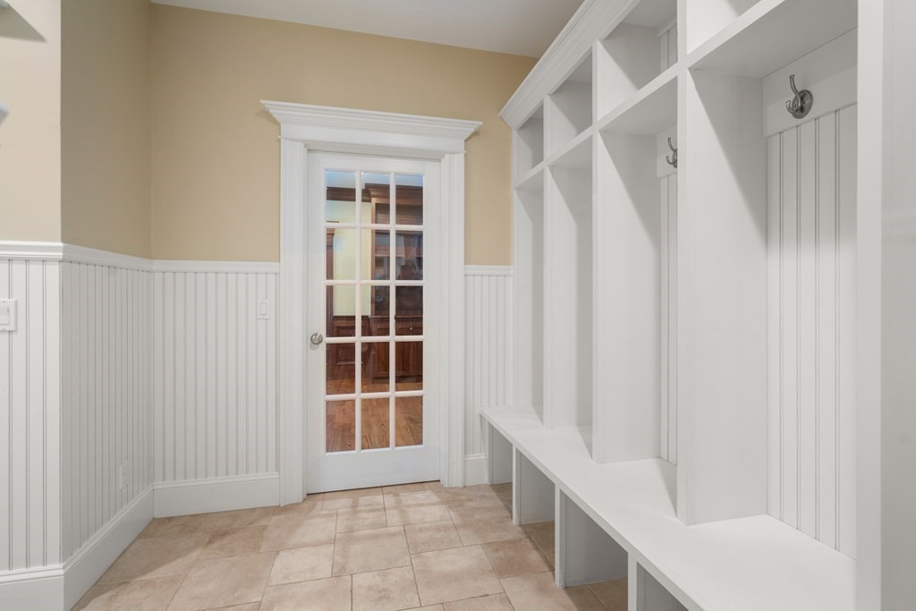 149 Bristol Road Wellesley, MA 02481 - Photo 13 of 39 Gallery Image 13