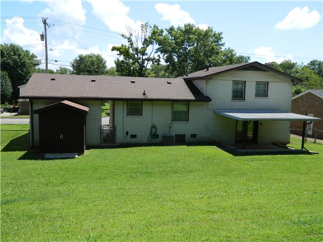 523 Rural Hill Road Nashville, TN 37217 - Photo 3 of 4 a view of a house with a yard