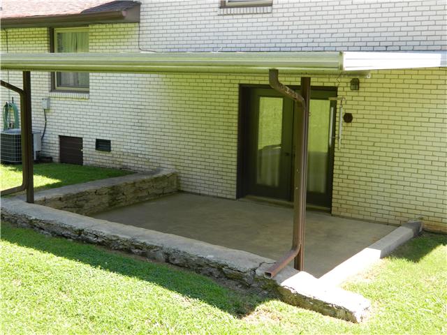 523 Rural Hill Road Nashville, TN 37217 - Photo 4 of 4 a view of a bird door of the house